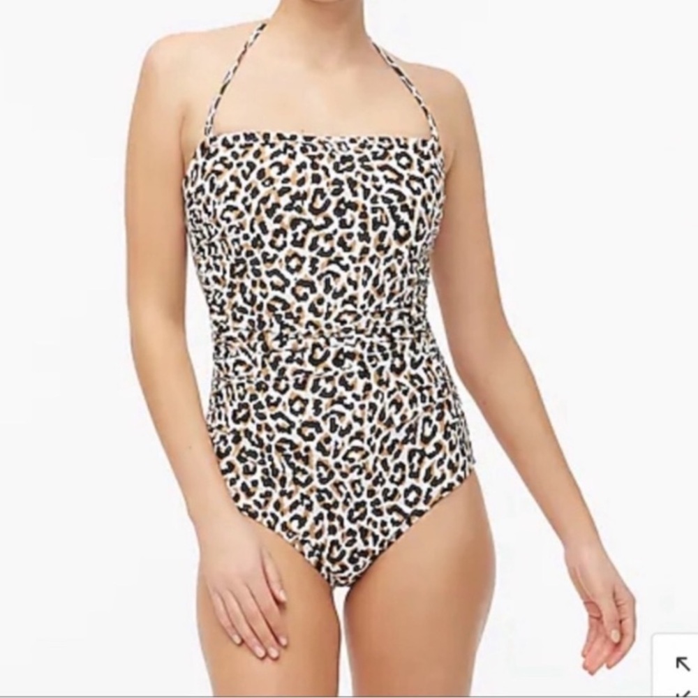 Kona Sol Leopard Print Ruched One
Piece Swim Suit Size L‎